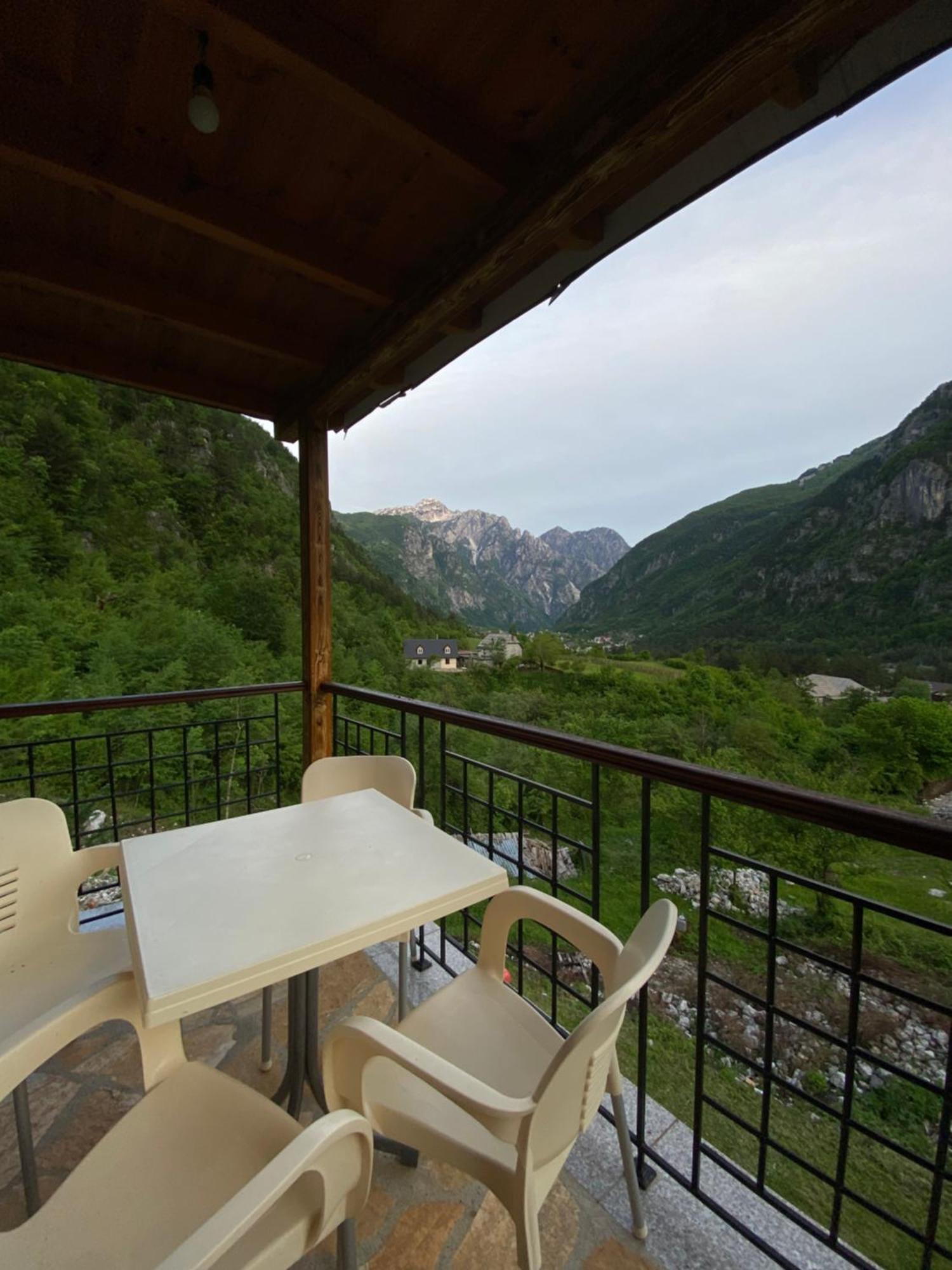 Hotel Jezerca Theth Buitenkant foto